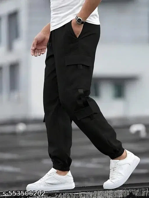 Men black Cargos